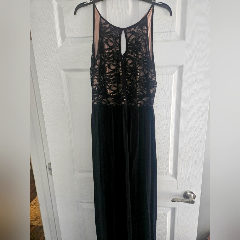 Halter, Lace Black, long formal dress
